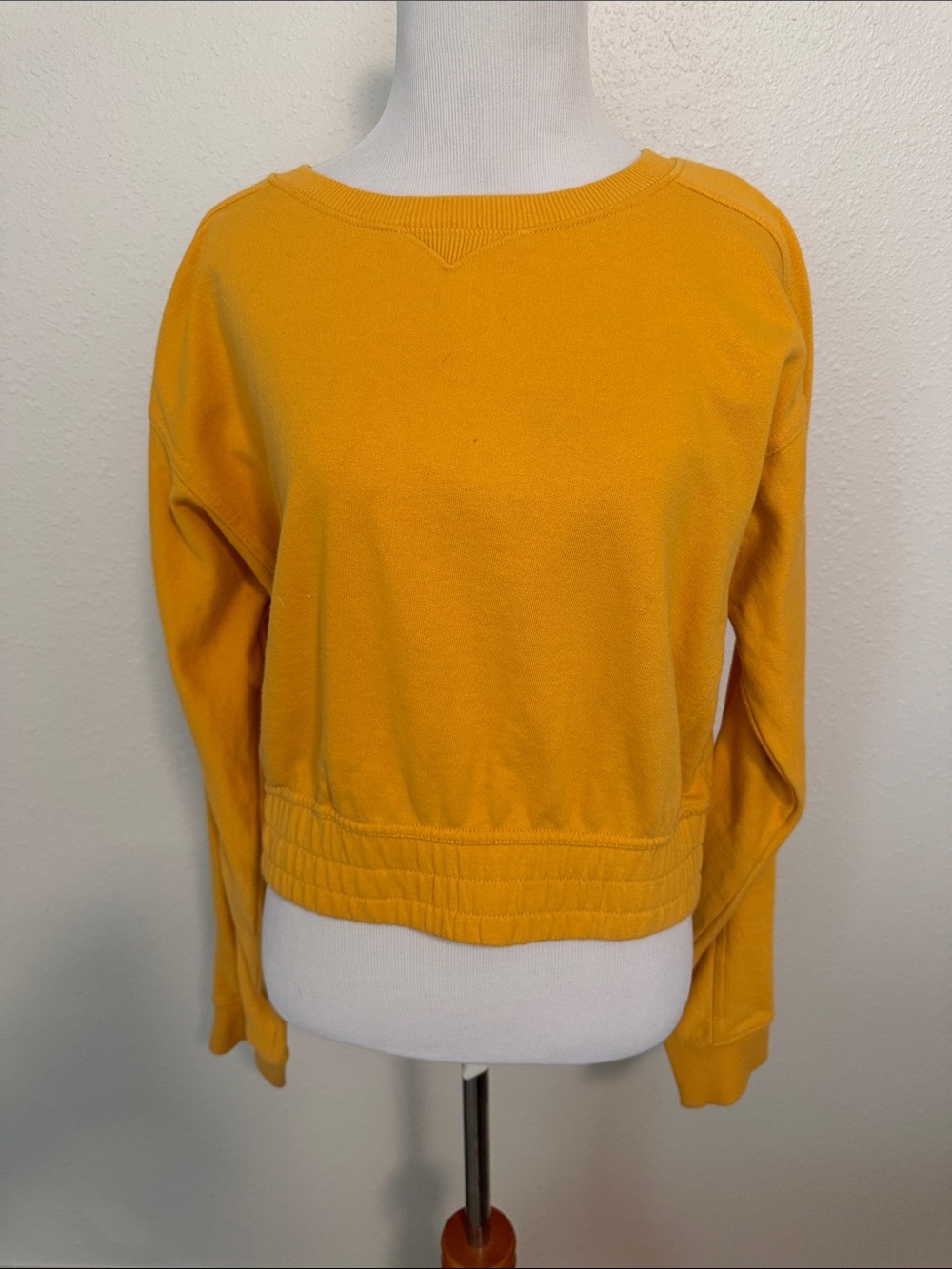 Everyday Cropped Crewneck Sweater in Mustard